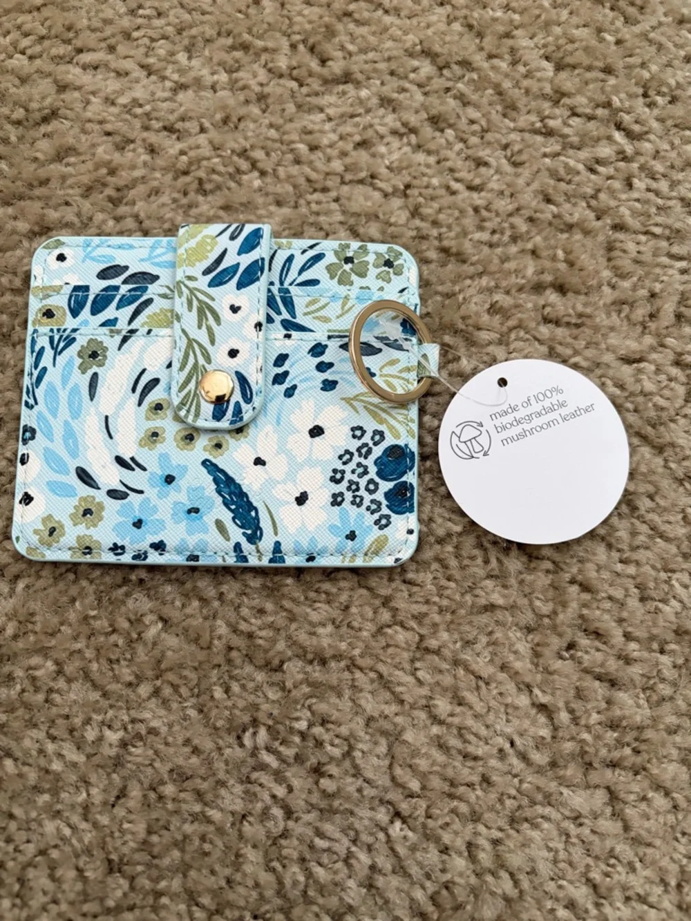NWT Elyse Breanne Floral Card Wallet - Picture 2 of 2